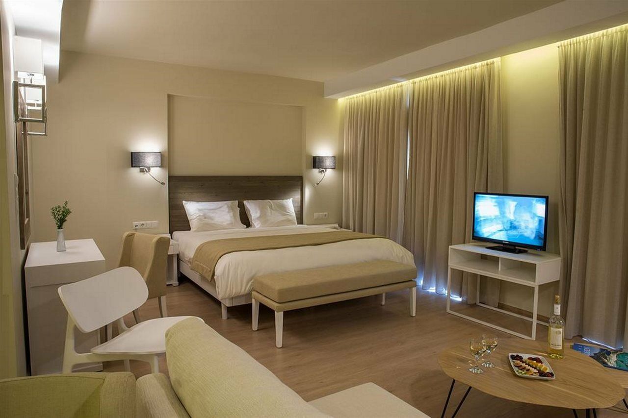 העיירה רתימנו Swell Boutique Hotel מראה חיצוני תמונה