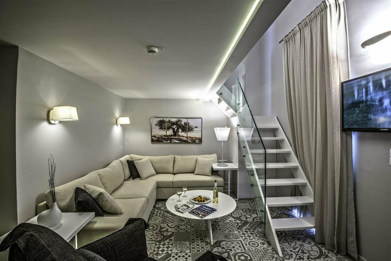 העיירה רתימנו Swell Boutique Hotel מראה חיצוני תמונה